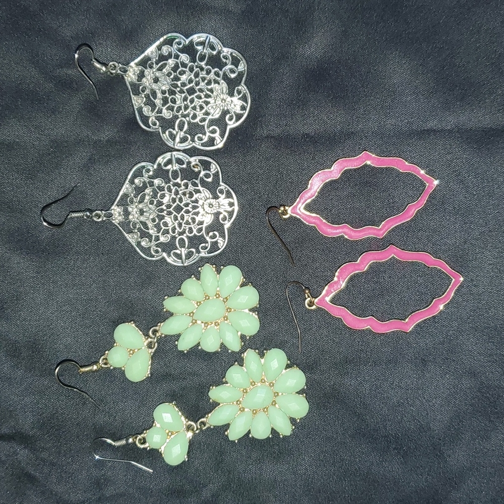 3/$10 Earings bundle